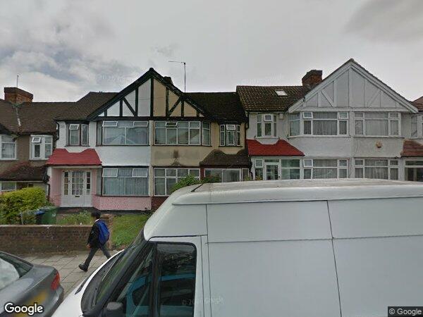 Room Lyon Park Avenue in Greater London
