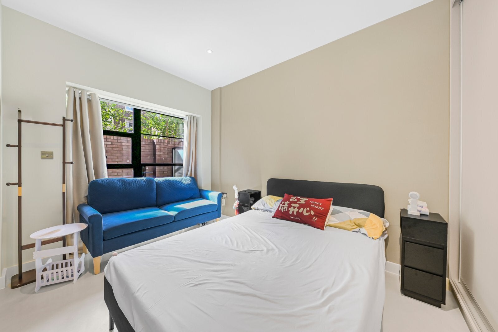 Flat Hampshire Street in Greater London