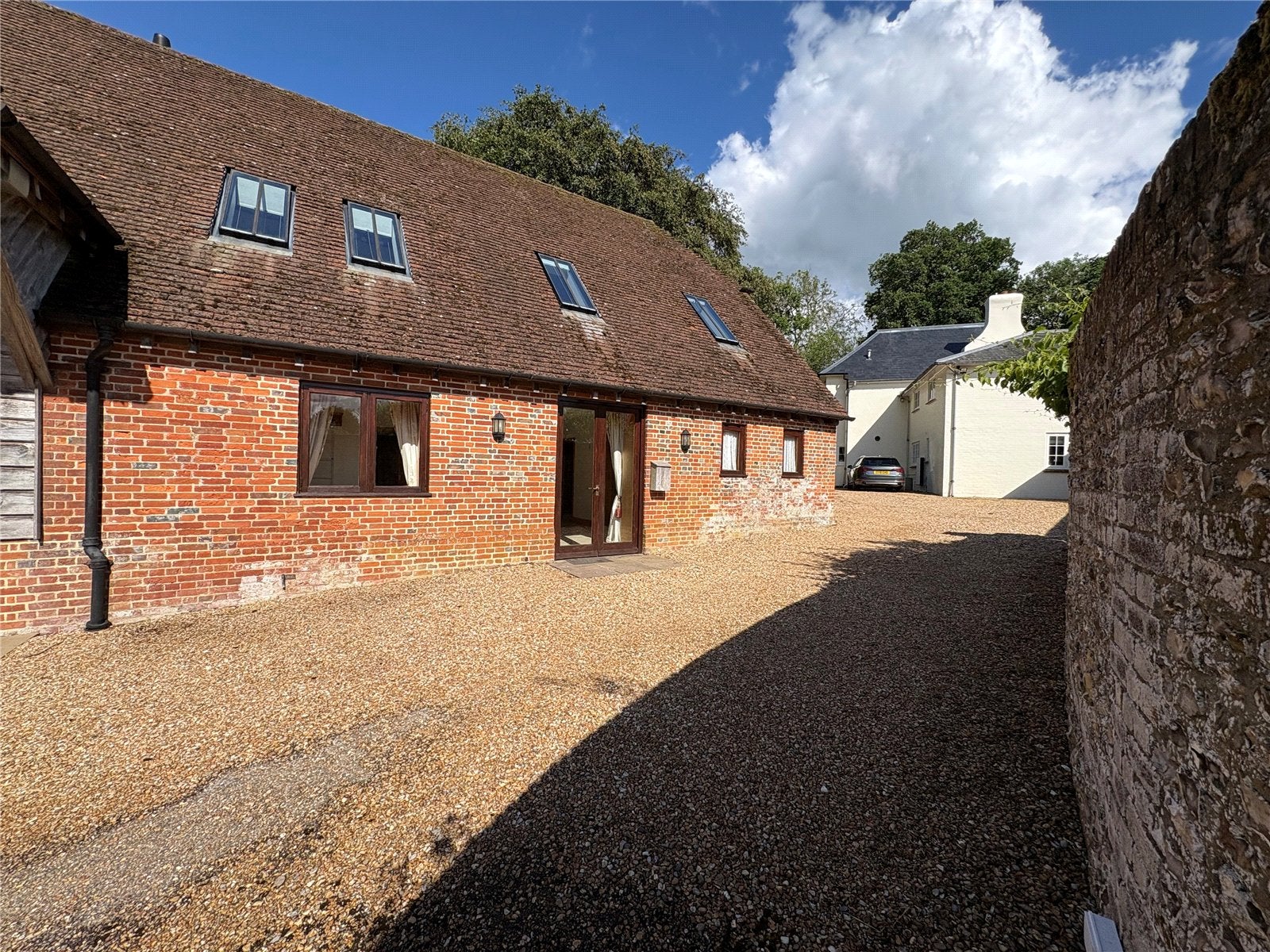 House Holt End Lane in East Hampshire