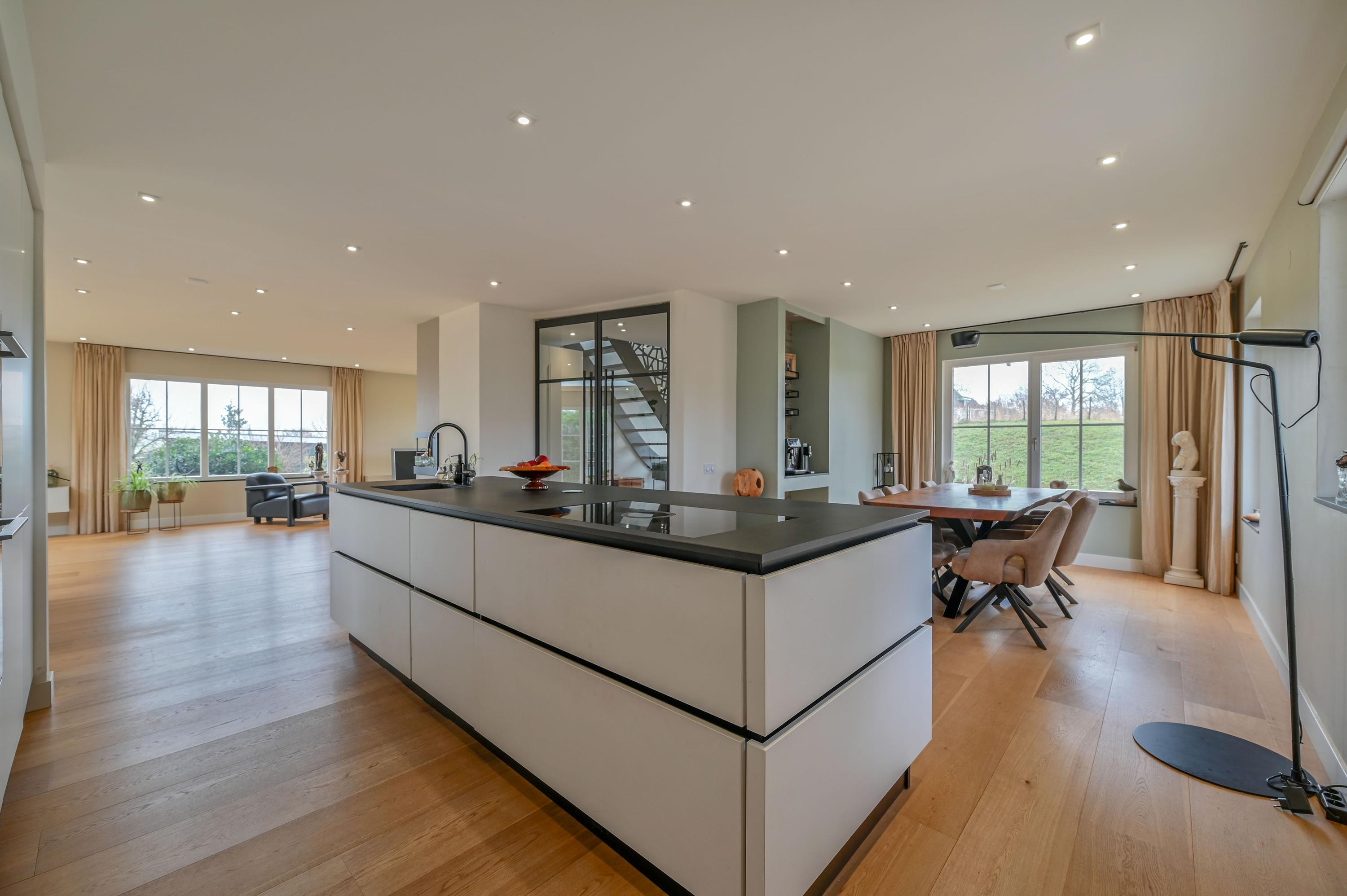 Huis Waverdijk 12 in Waverveen