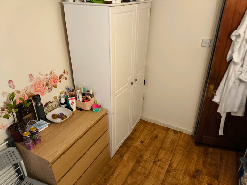 Room Charlotte Despard Avenue in Greater London