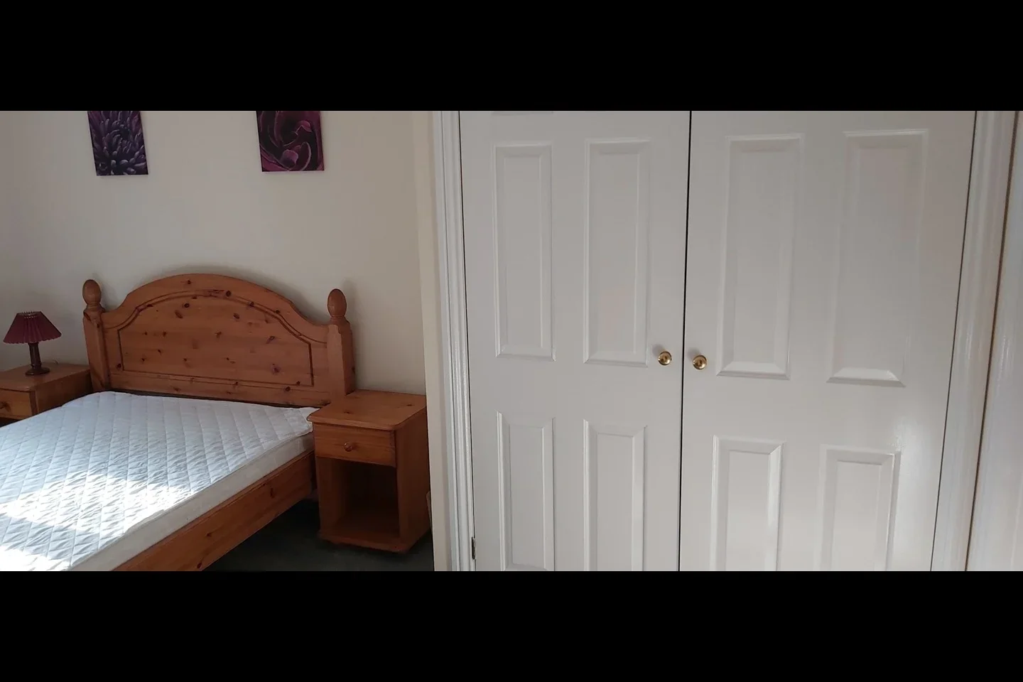 Flat Beverley Mews in Crawley