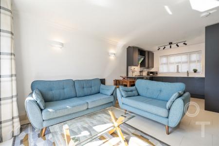 Flat Powlett Place in Greater London