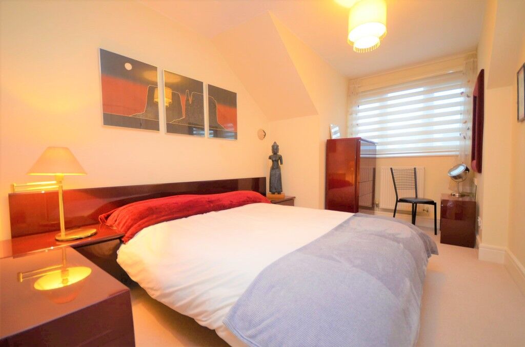 Flat Snells Wood Court in Little Chalfont