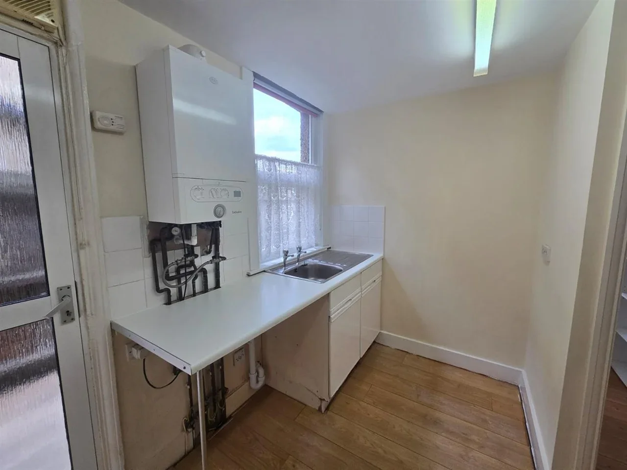 Flat Putney Road in Greater London