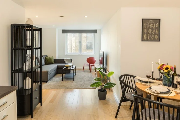 Flat Provost Street in Greater London