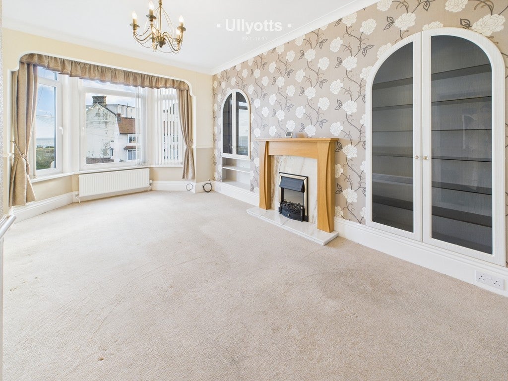 Flat St Annes Road in Bridlington