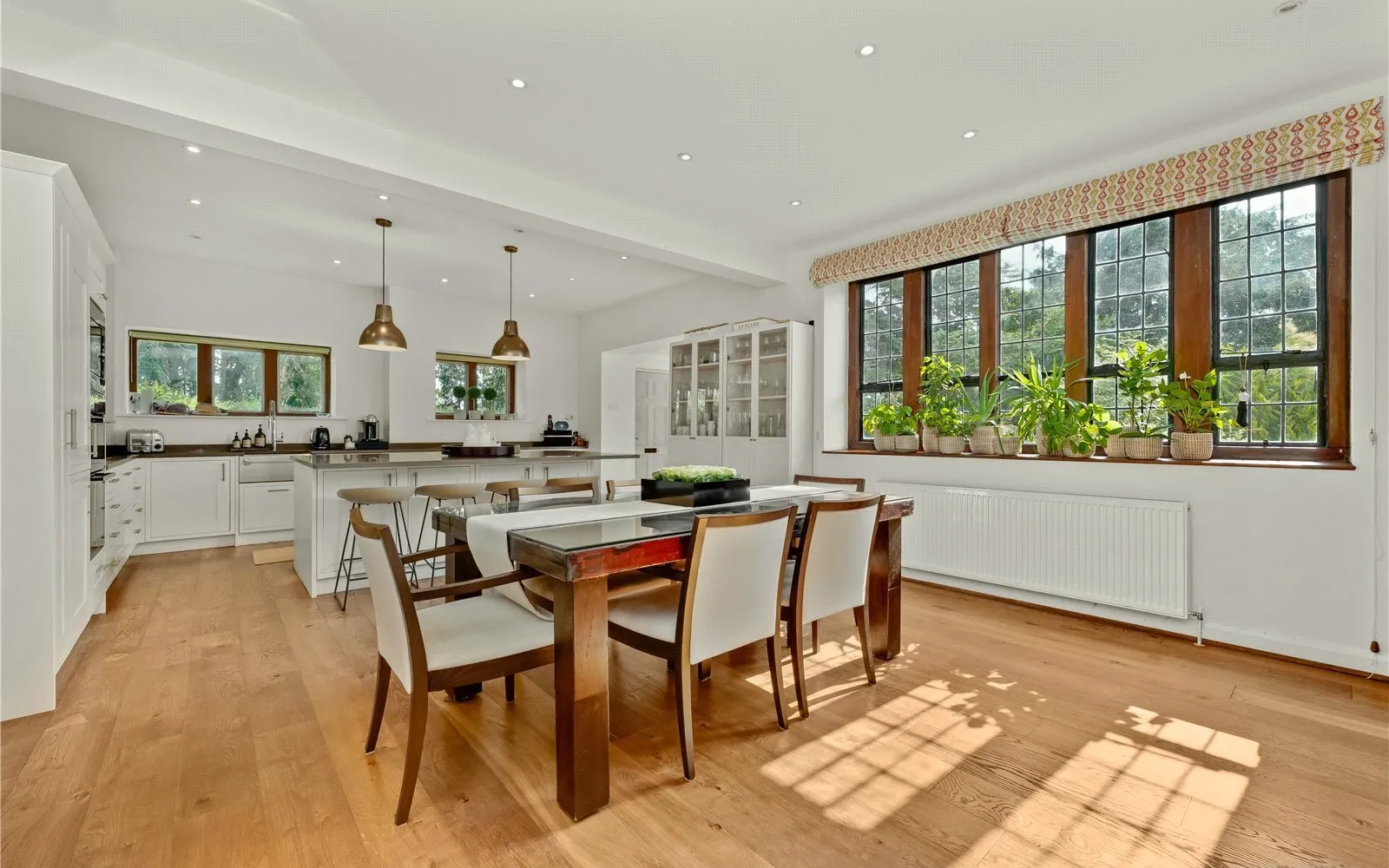 House Yaffle Road in Elmbridge