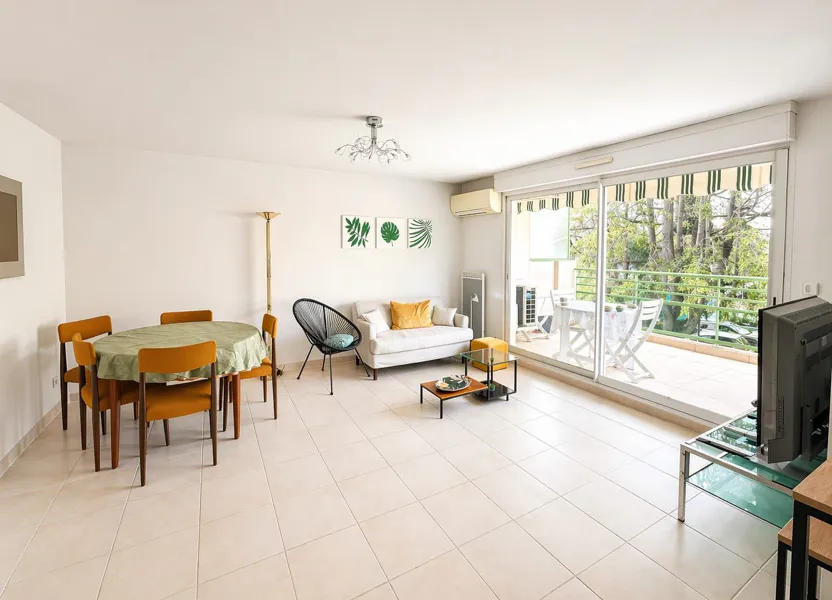 Appartement Avenue des Magnolias à Nice