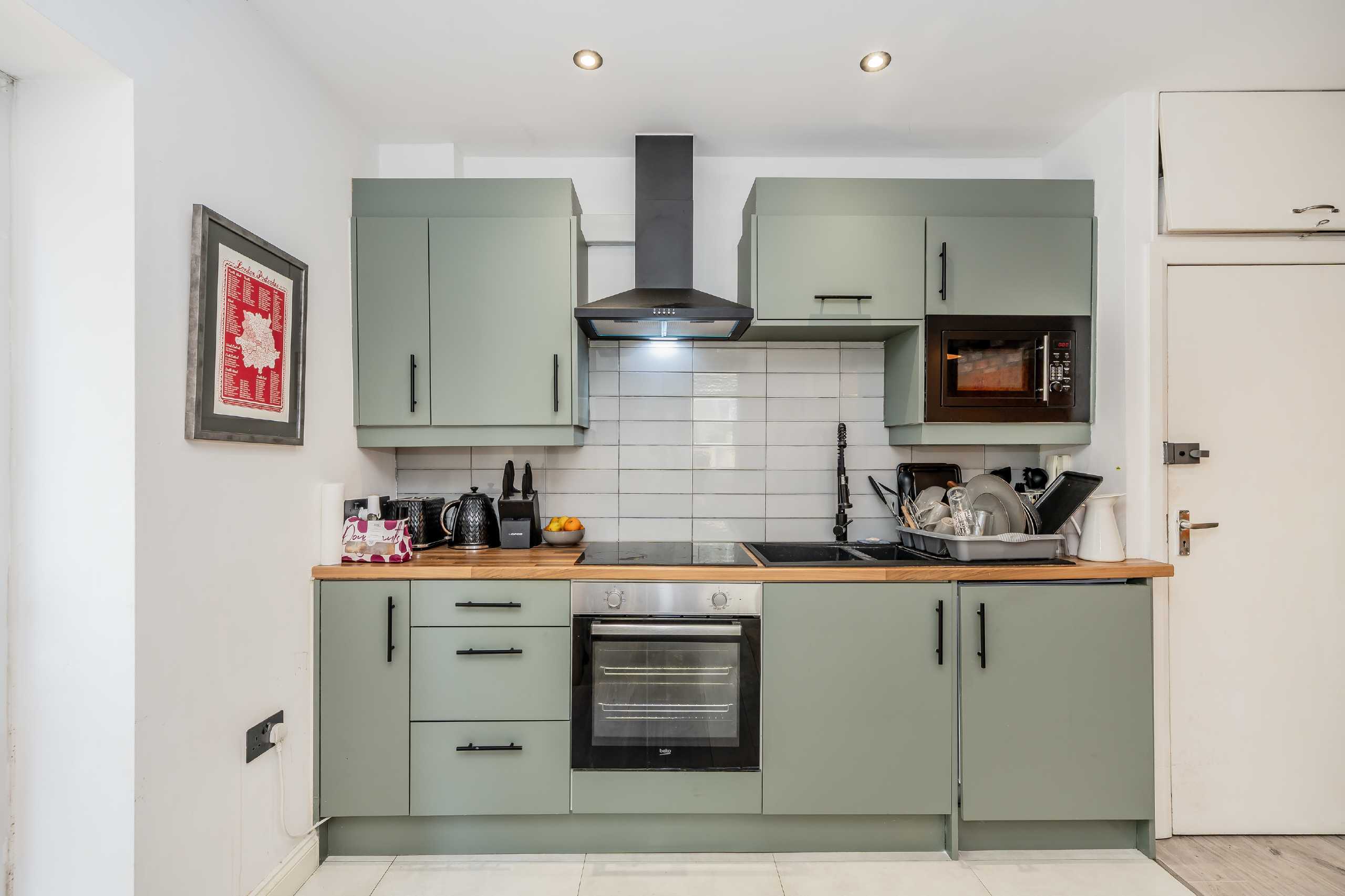 Flat Lena Gardens in Greater London