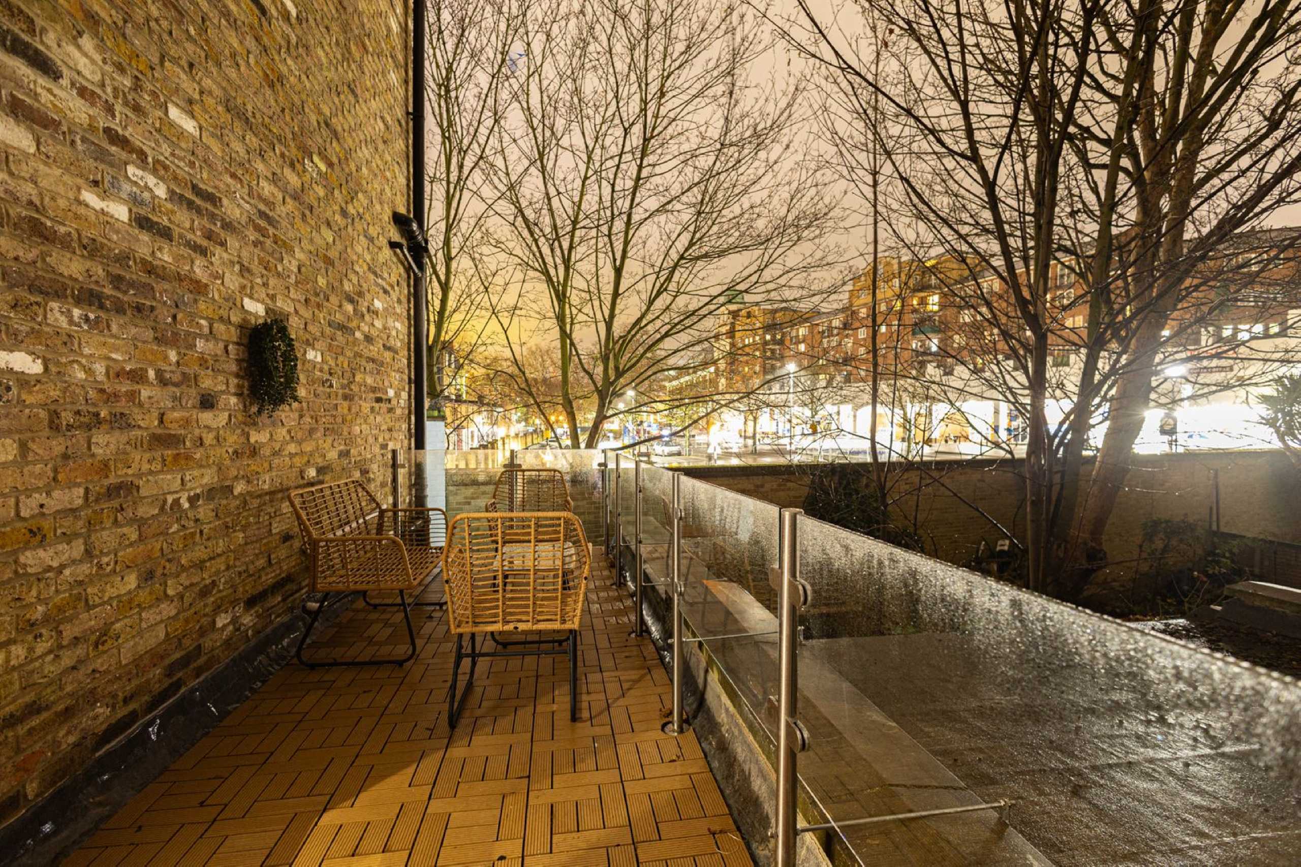 Flat Lena Gardens in Greater London