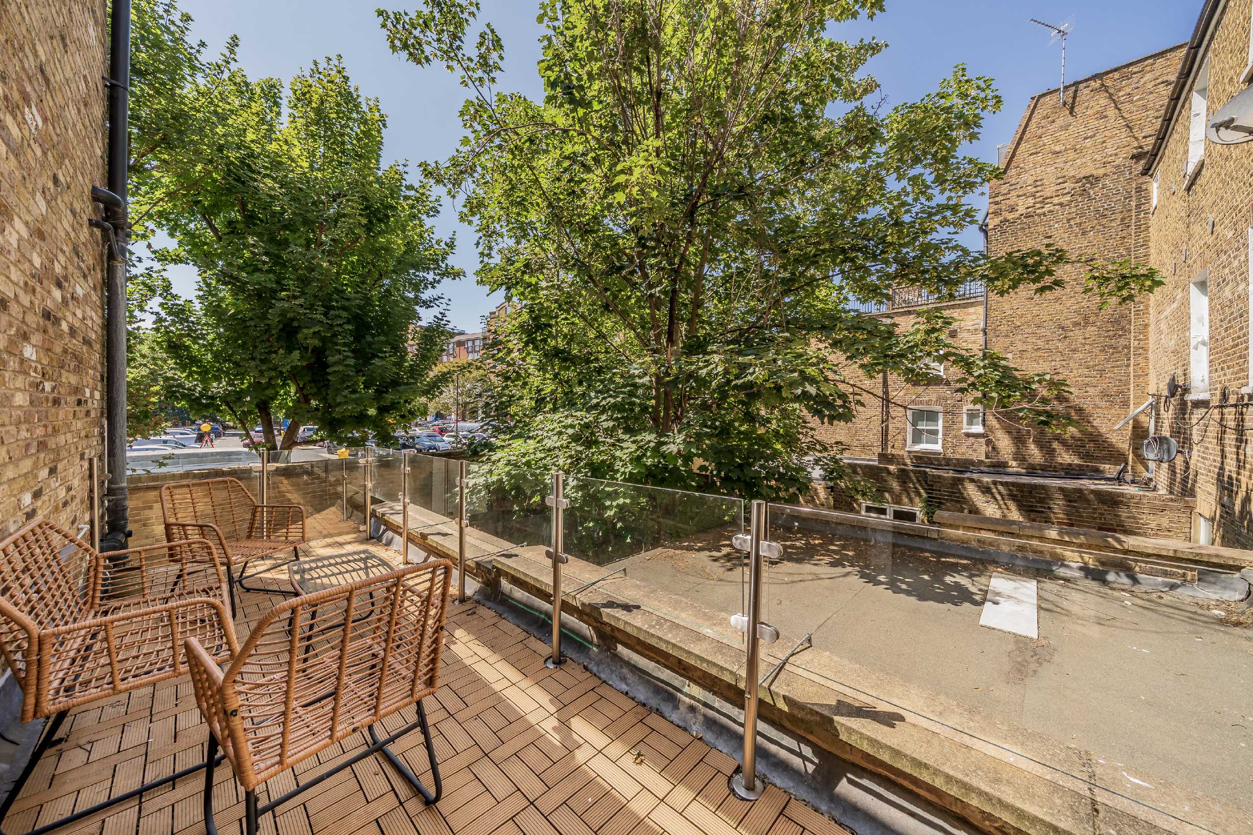 Flat Lena Gardens in Greater London