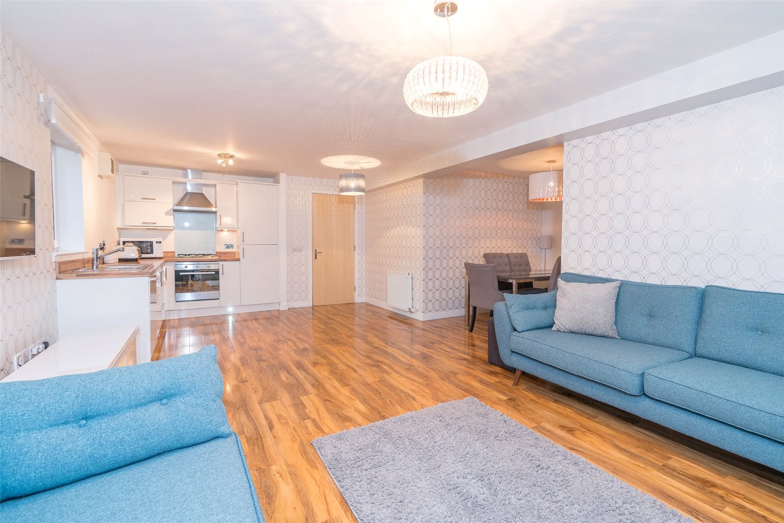 Flat Broughton Road in City of Edinburgh