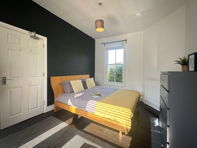 House Copleston Road in Greater London