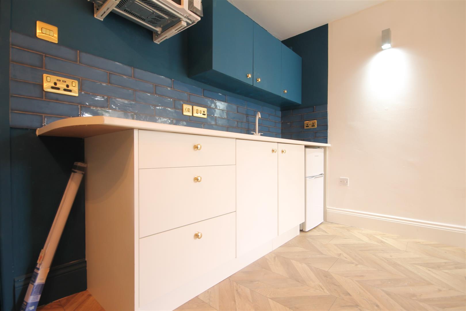 Flat Westgate Road in Newcastle upon Tyne