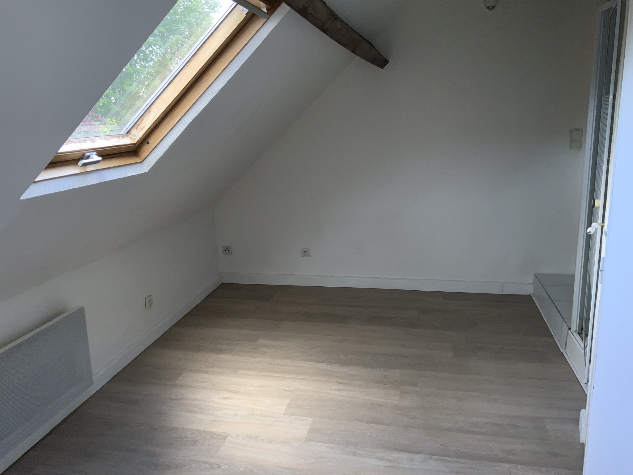 Appartement Rue du Bois Moulin à Authevernes
