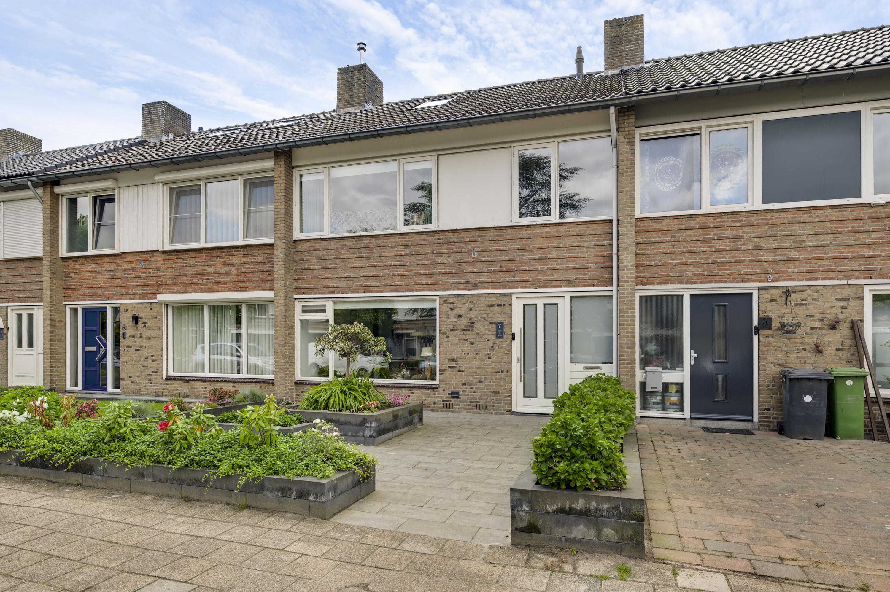 Tussenwoning te koop: Puttenstraat 7, Maarheeze