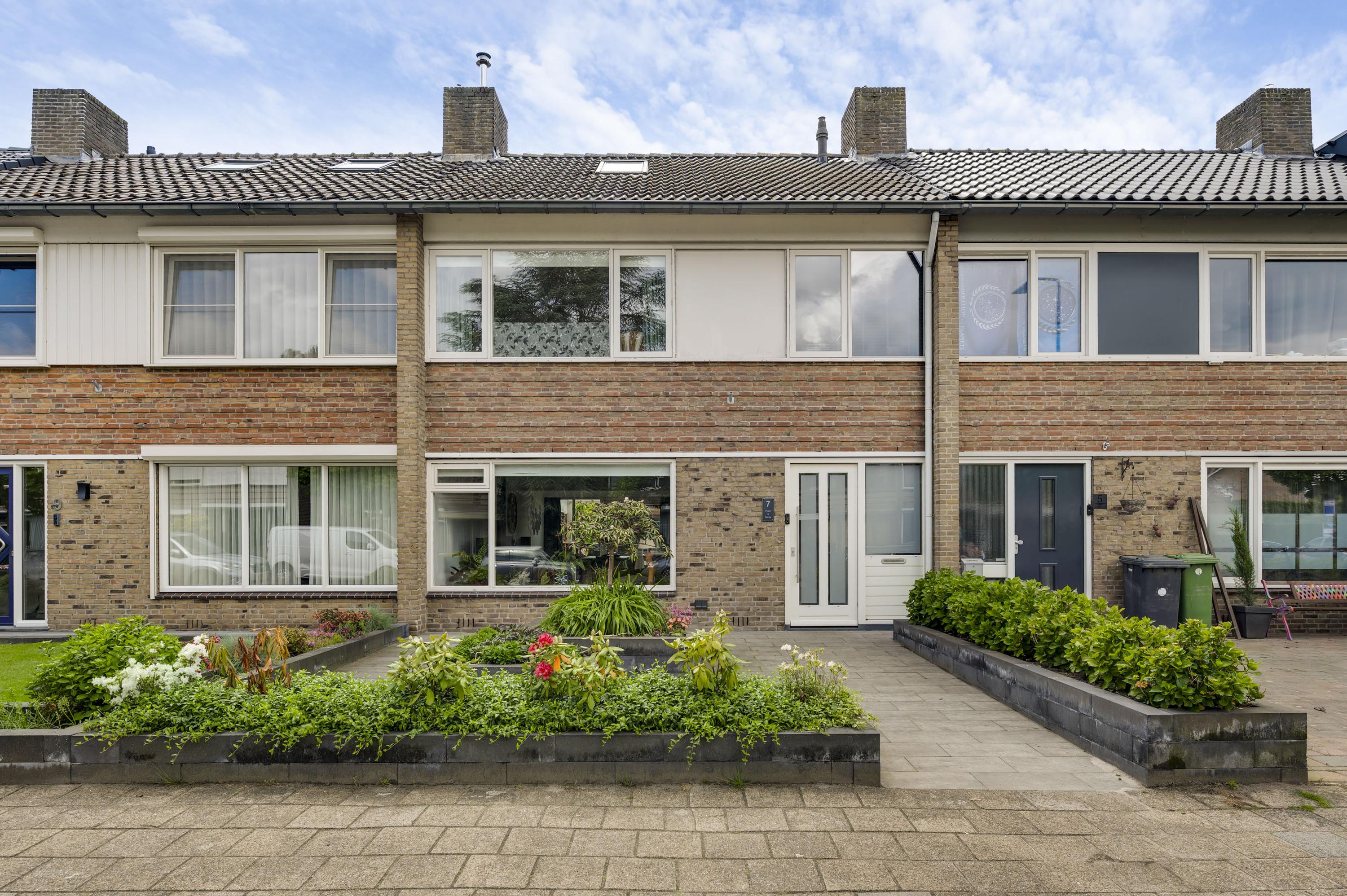 Tussenwoning te koop: Puttenstraat 7, Maarheeze