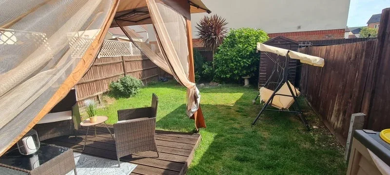 Room Academia Avenue in Broxbourne