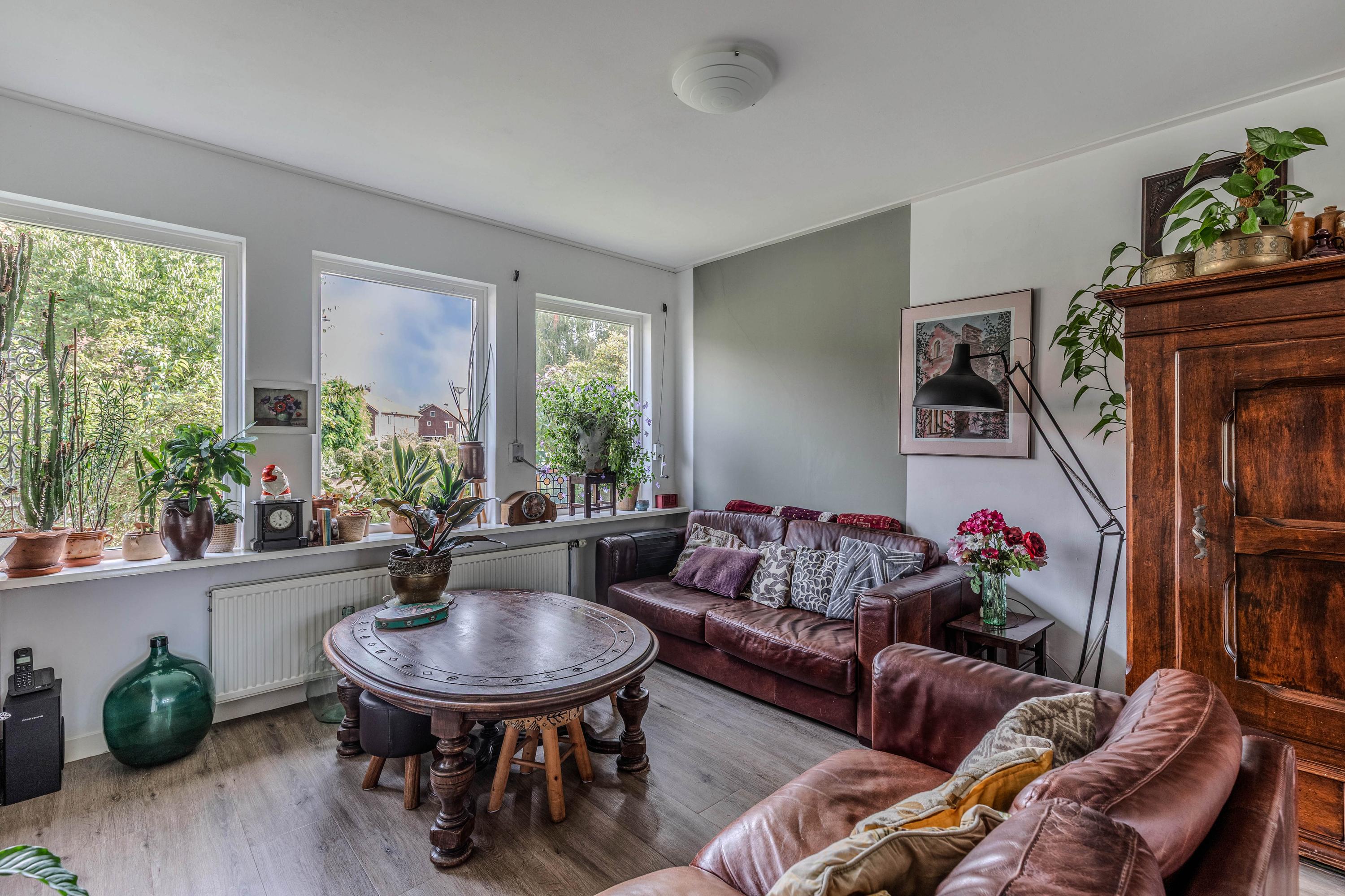 Twee-onder-één-kap te koop: Mr. Hillebrand Tuttelstraat 1, Steenwijk