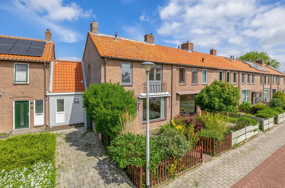 Huis P. Groenenboomstraat 14 in Rhoon