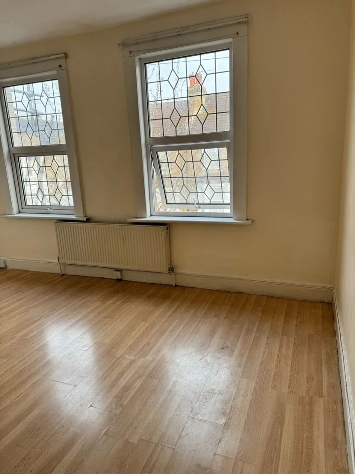 Room Pemdevon Road in Greater London