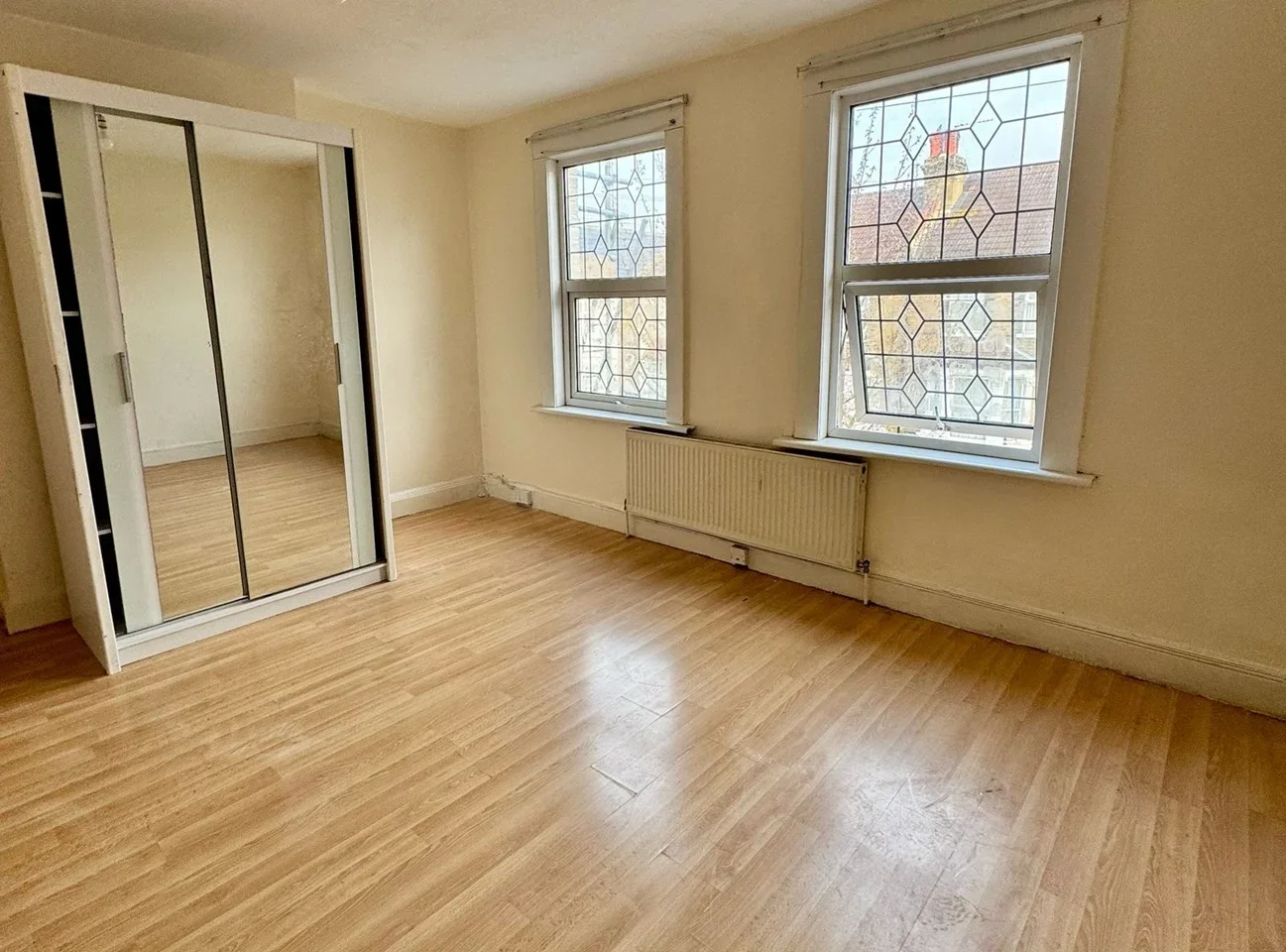 Room Pemdevon Road in Greater London