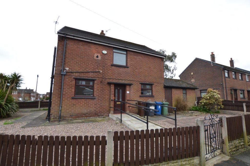 House Thirlmere Road in Hindley