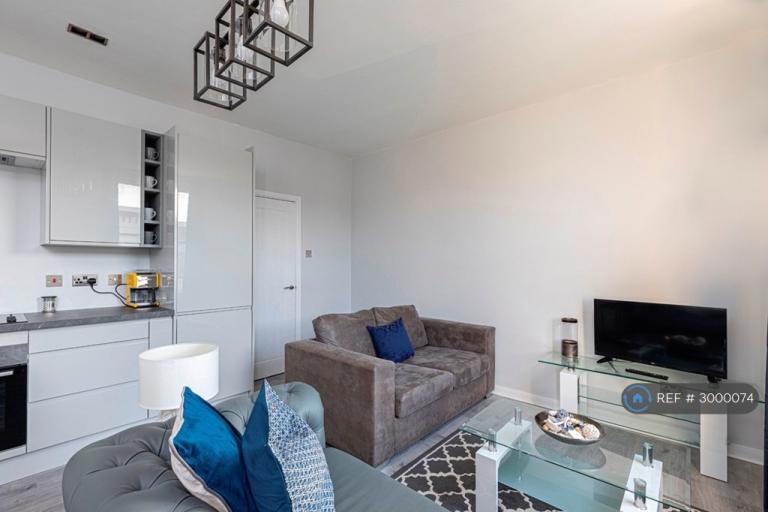 Flat Portnall Road in City of Westminster