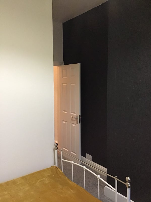Room Walsgrave Road in Coventry
