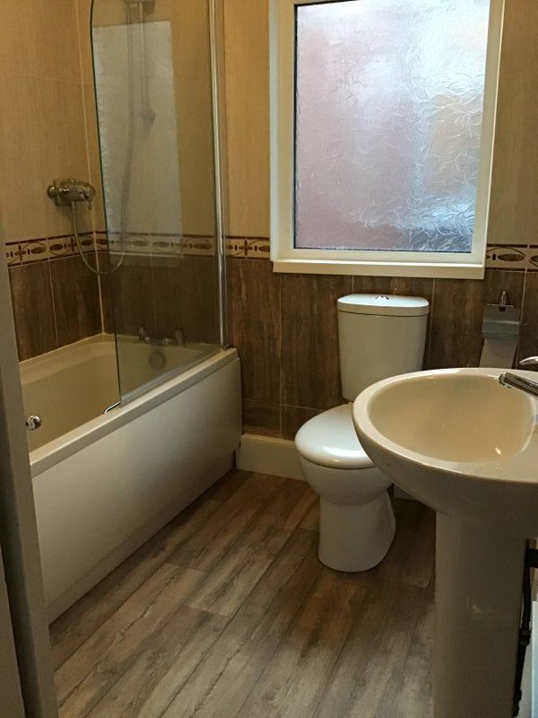 Room Walsgrave Road in Coventry