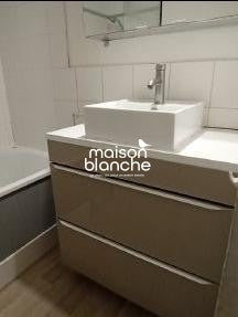 Flat Rue Paul Louis Lande in Bordeaux