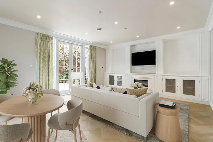 House Somerset Square in Greater London