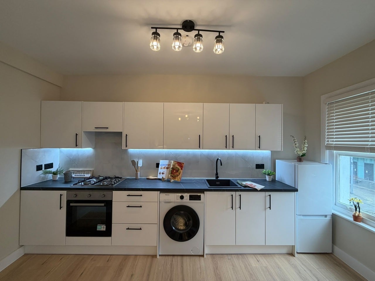 Flat Wood Lane in Greater London