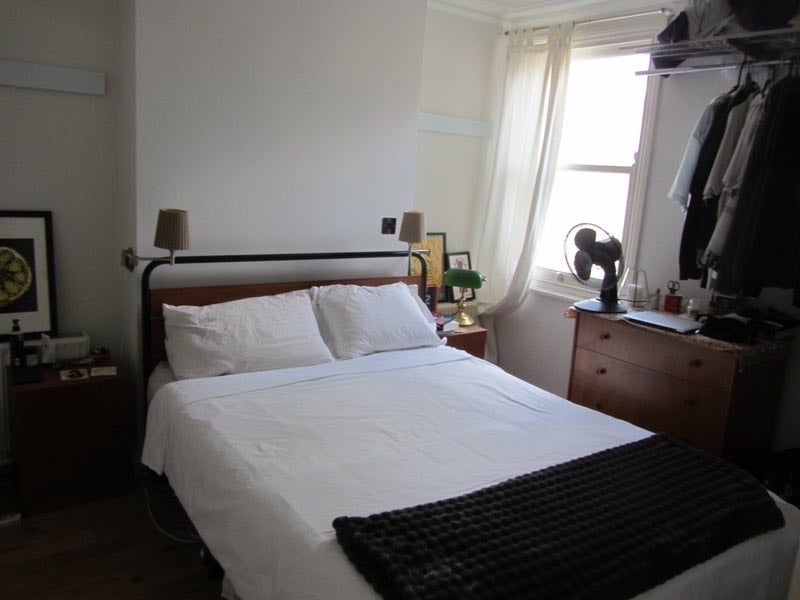Room Vansittart Road in Greater London