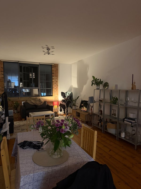 Room Back Church Lane in Greater London