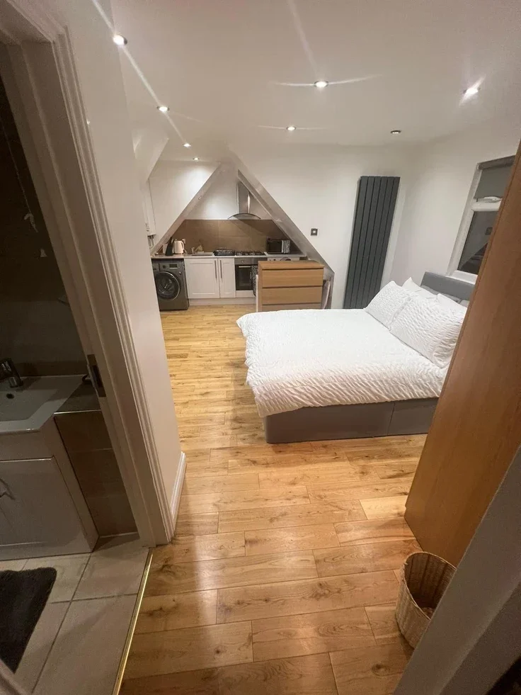 Flat Frobisher Road in Greater London