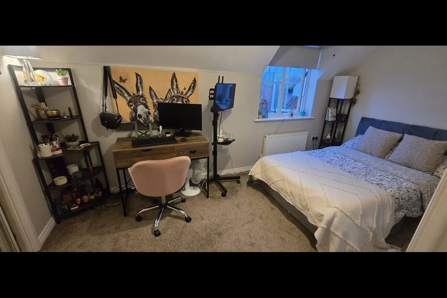 Room Sir John Fogge Avenue in Ashford
