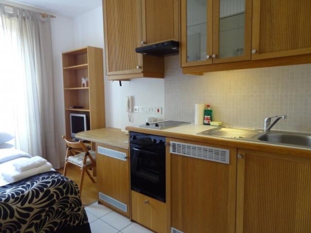 Flat Cartwright Gardens in Greater London