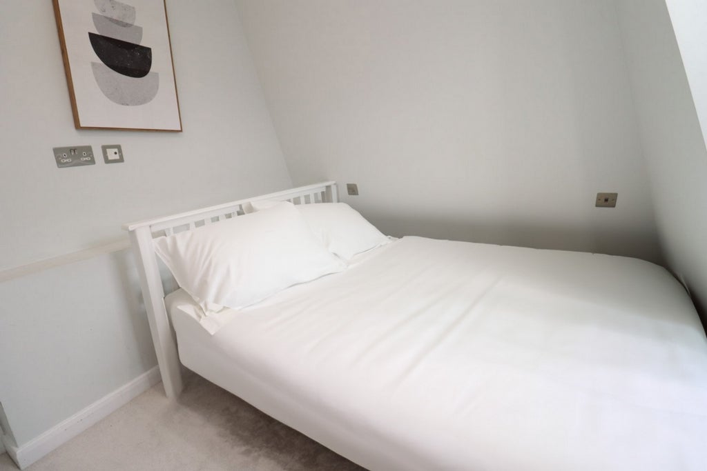 Room Globe Road in Greater London