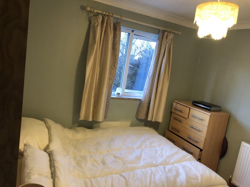 Room High Street in Huntingdonshire