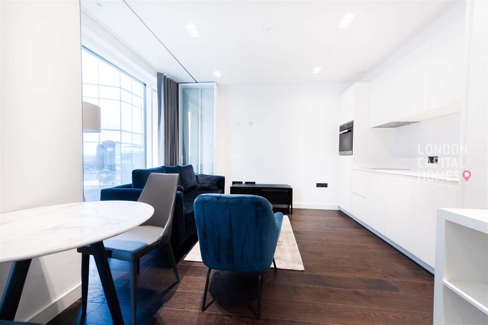 Flat Canada Square in London