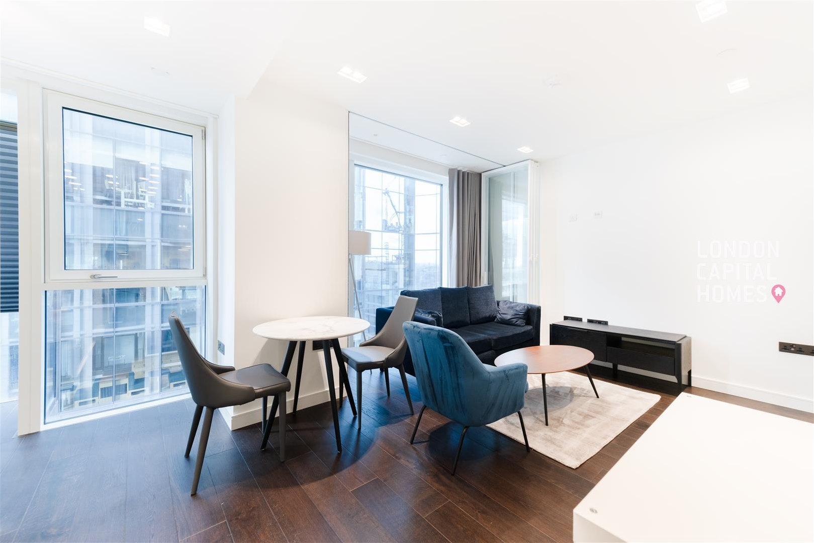 Flat Canada Square in London