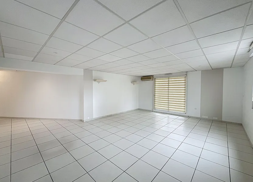 Appartement Avenue Maréchal Foch à Tournon-sur-Rhône