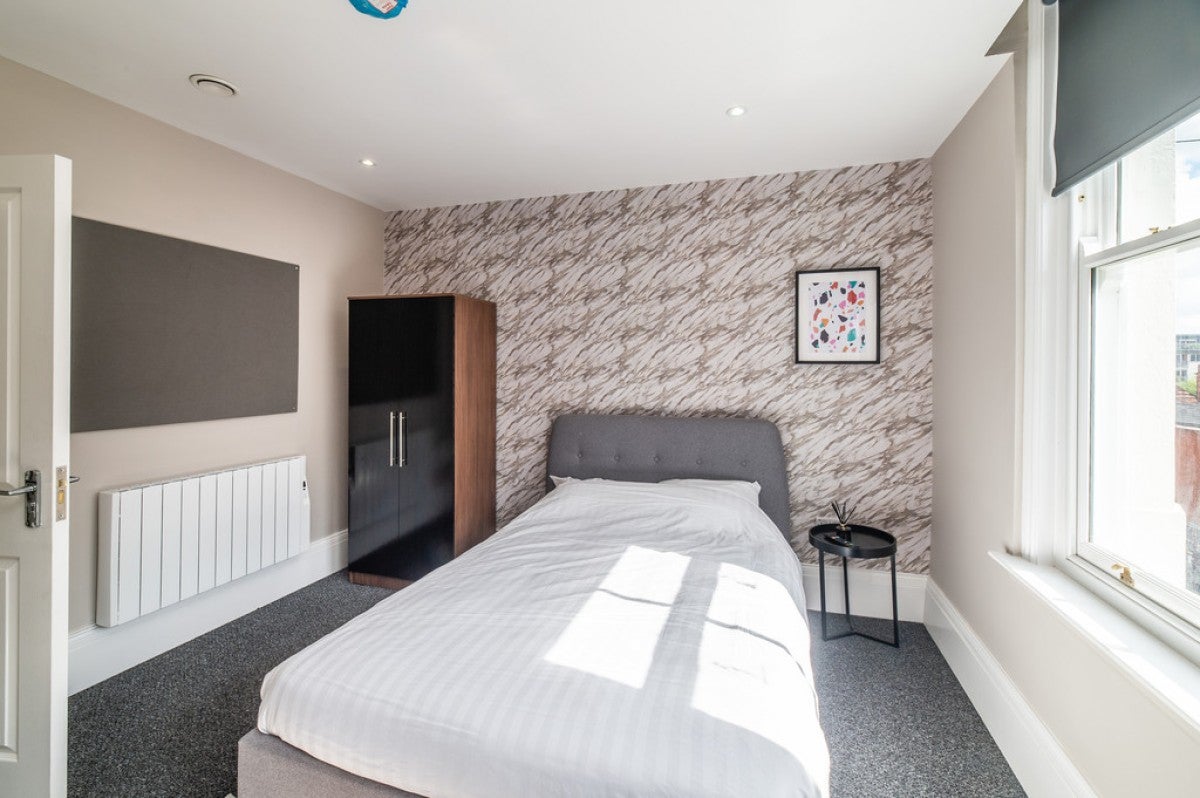 Flat Derby Road in Nottingham
