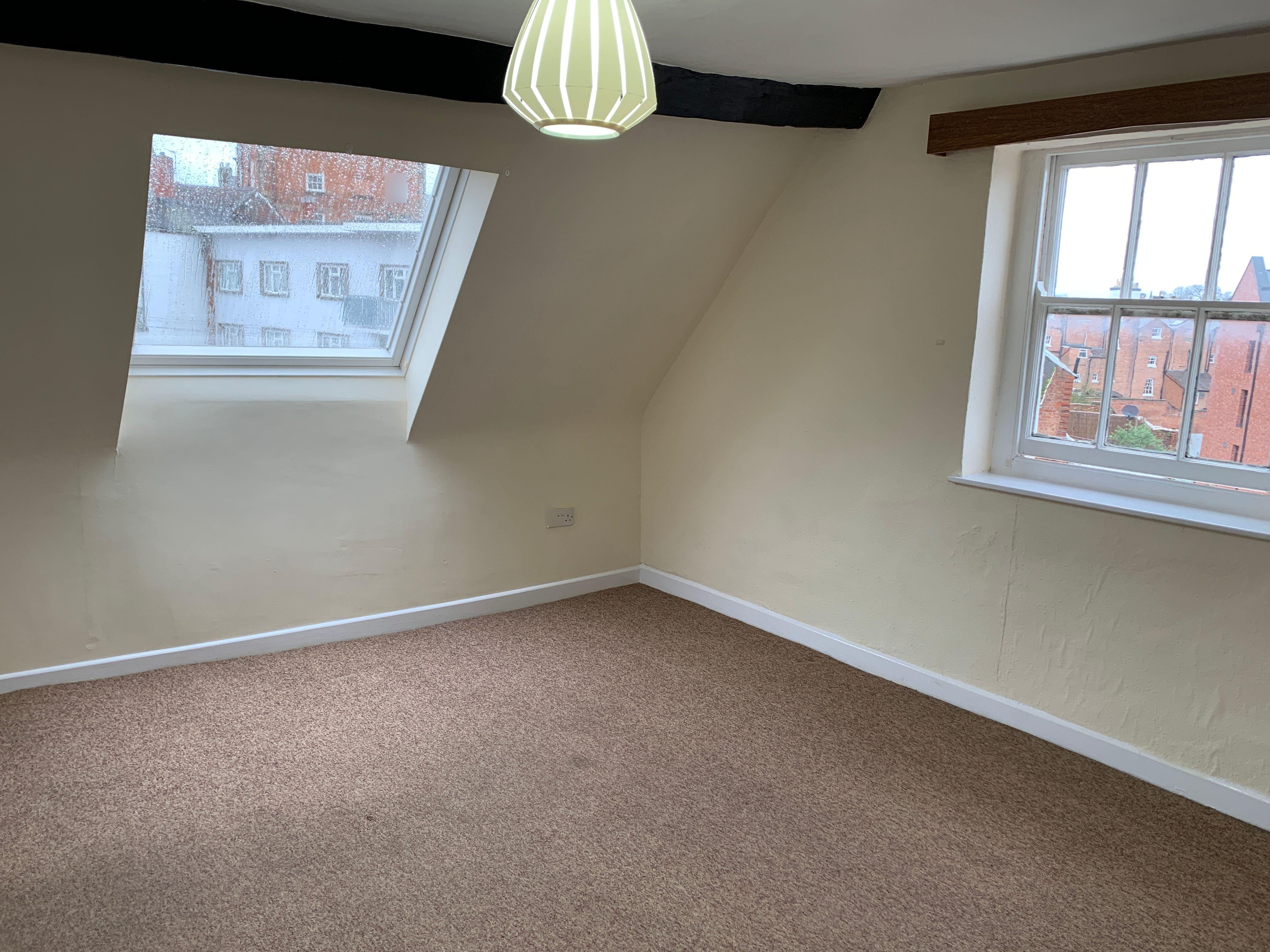 Flat Claremont Hill in Shrewsbury