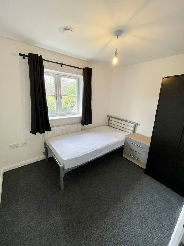 Room Heathlands in West Suffolk
