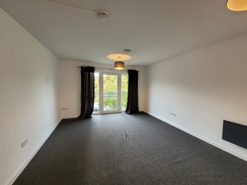 Flat Hamilton Road in Cambuslang