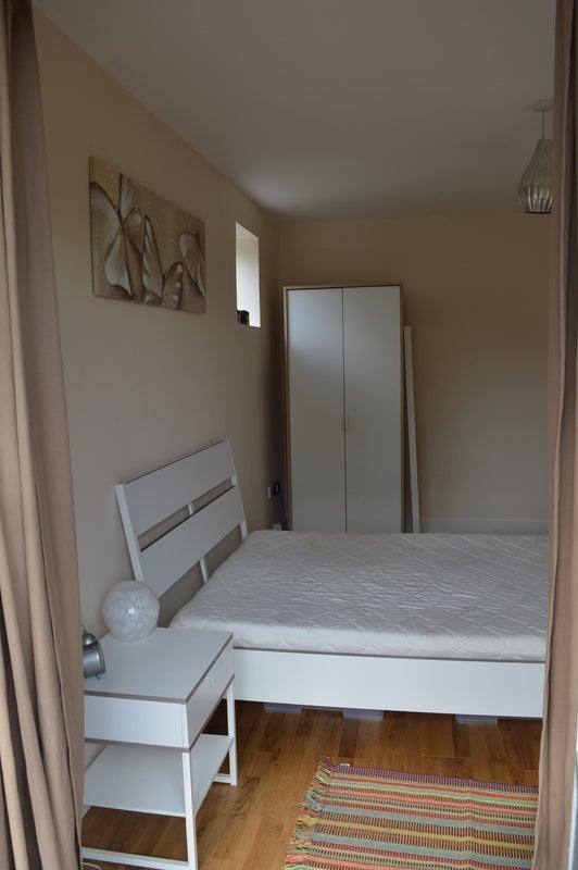 Room Tildesley Road in Greater London
