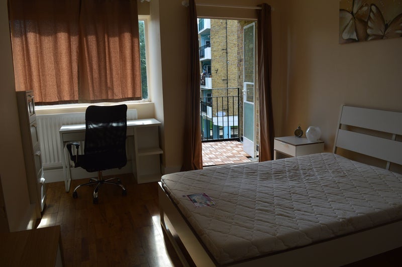 Room Tildesley Road in Greater London